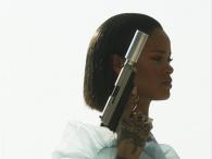 Rihanna kolejny raz rozebrała się do teledysku